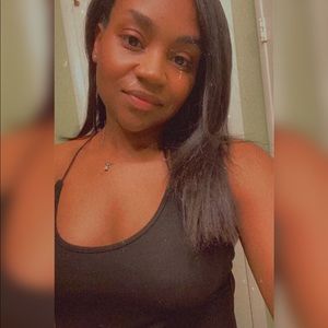 Meet your Posher, Kendra